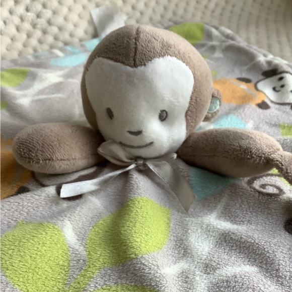 Blankets & Beyond Monkey Plush Lovey Baby Security Blanket w Pacifier Holder - Picture 6 of 14